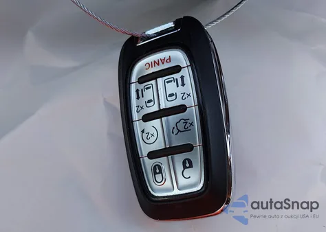 2022 Chrysler Pacifica Touring L z USA, uszkodzony, nr VIN 2C4RC1BG1NR150193